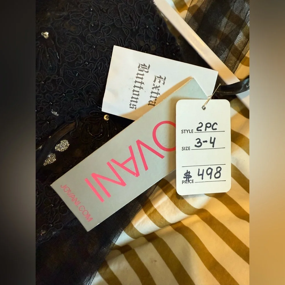 ✨ JOVANI Beaded Black Lace Corset Dress – Perfect for Prom! ✨ - Picture 6 of 11